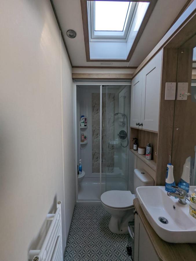 Stunning Luxury Caravan On Edge Of New Forest On Shorefield Country Park Entertainment And Leisure Passes Included Milford-on-Sea Exteriér fotografie
